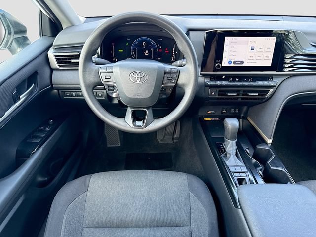 Used 2025 Toyota Camry LE FWD image 22