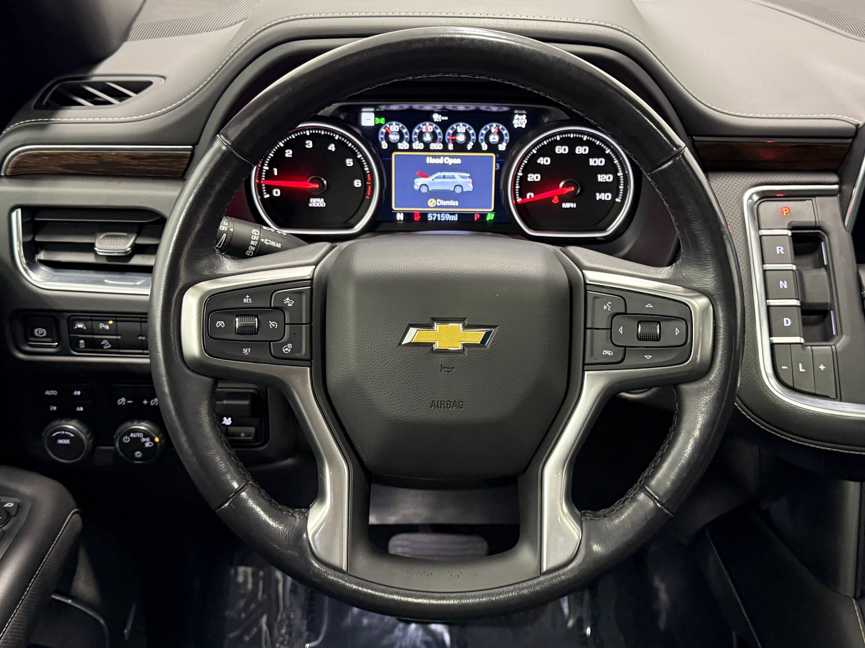 Used 2021 Chevrolet Suburban Premier w/ Premium Package AWD/4WD image 18