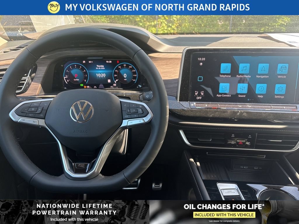 New 2026 Volkswagen Atlas SEL Premium R-Line AWD/4WD image 18
