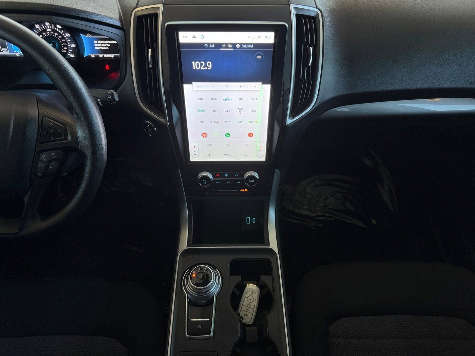 Certified 2024 Ford Edge SE w/ Black Appearance Package image 15