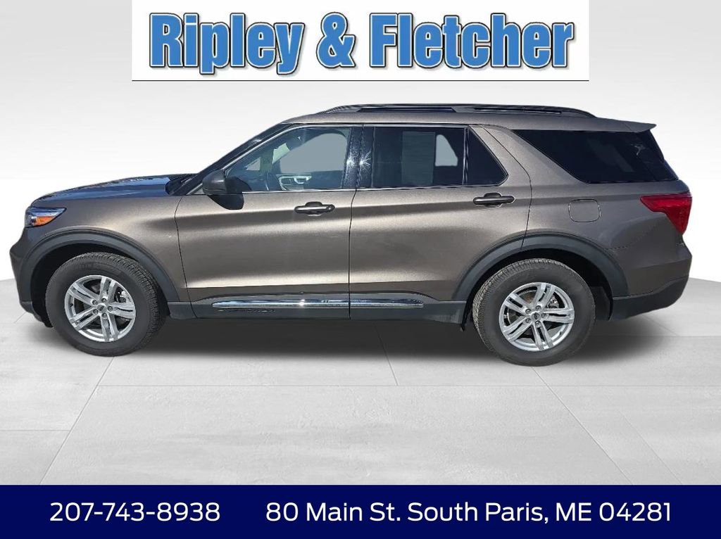 Used 2021 Ford Explorer XLT w/ Equipment Group 202A AWD/4WD image 6