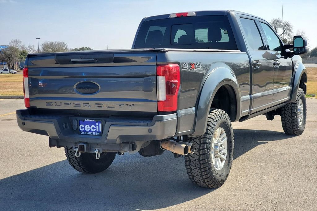 Used 2017 Ford F250 Lariat w/ Lariat Ultimate Package AWD/4WD image 6