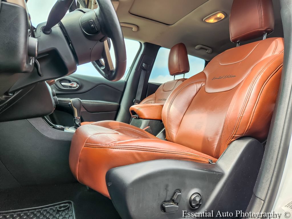 Used 2014 Jeep Cherokee Latitude w/ Comfort/Convenience Group AWD/4WD image 7