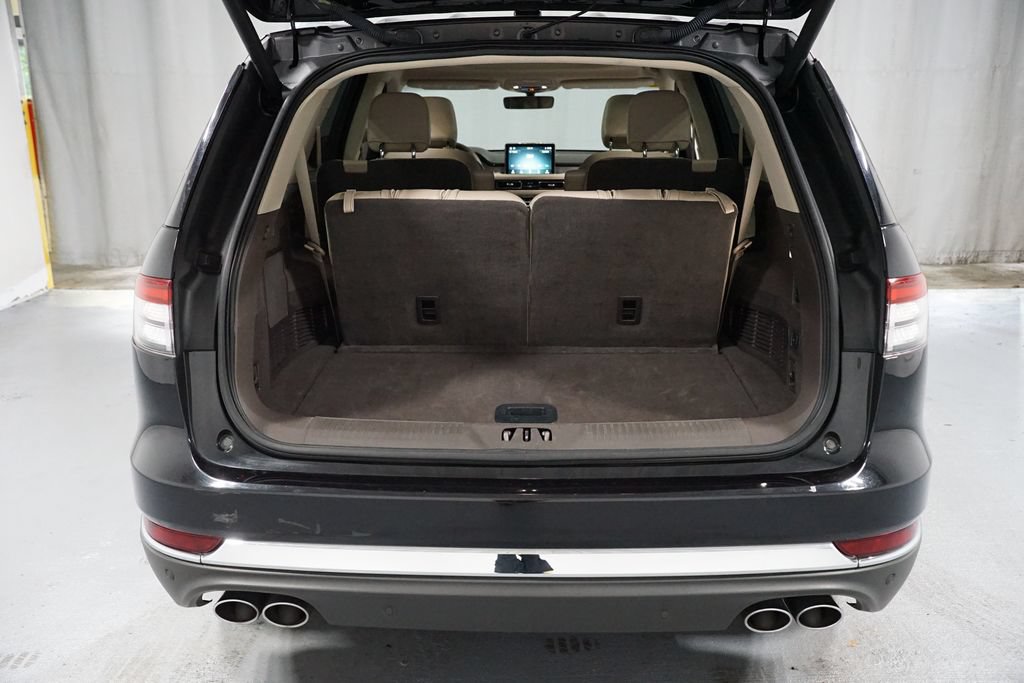 Used 2023 Lincoln Aviator 2WD w/ Premium Package image 36