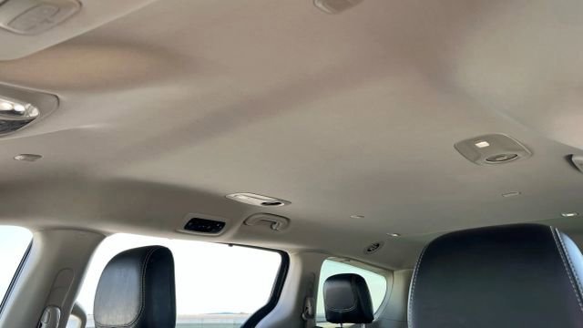 Used 2020 Chrysler Voyager Lxi image 98