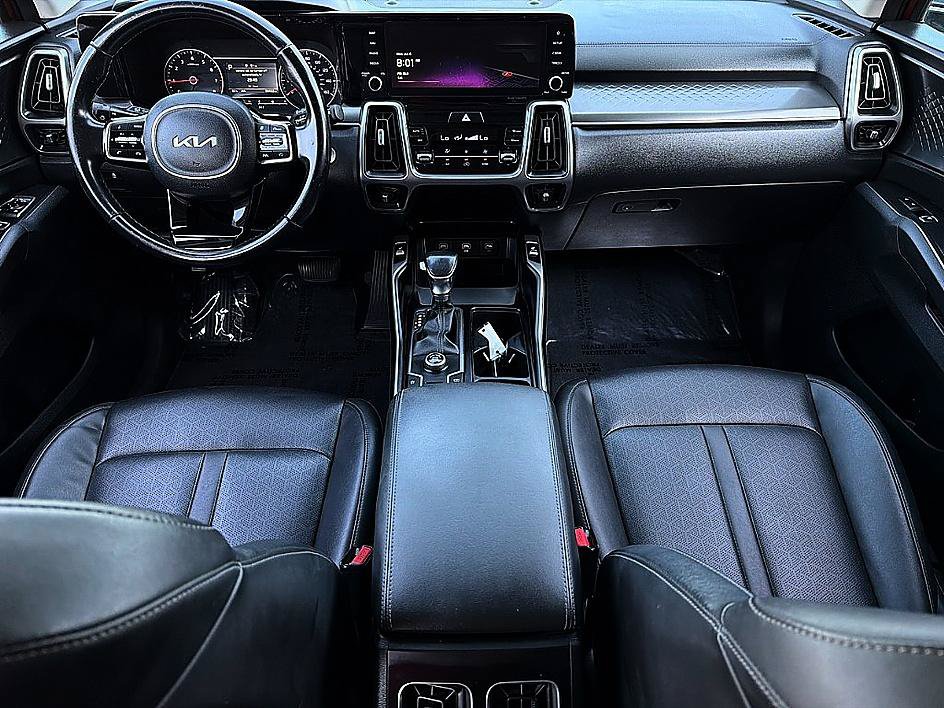 Used 2022 Kia Sorento S w/ Panoramic Sunroof Package FWD image 7