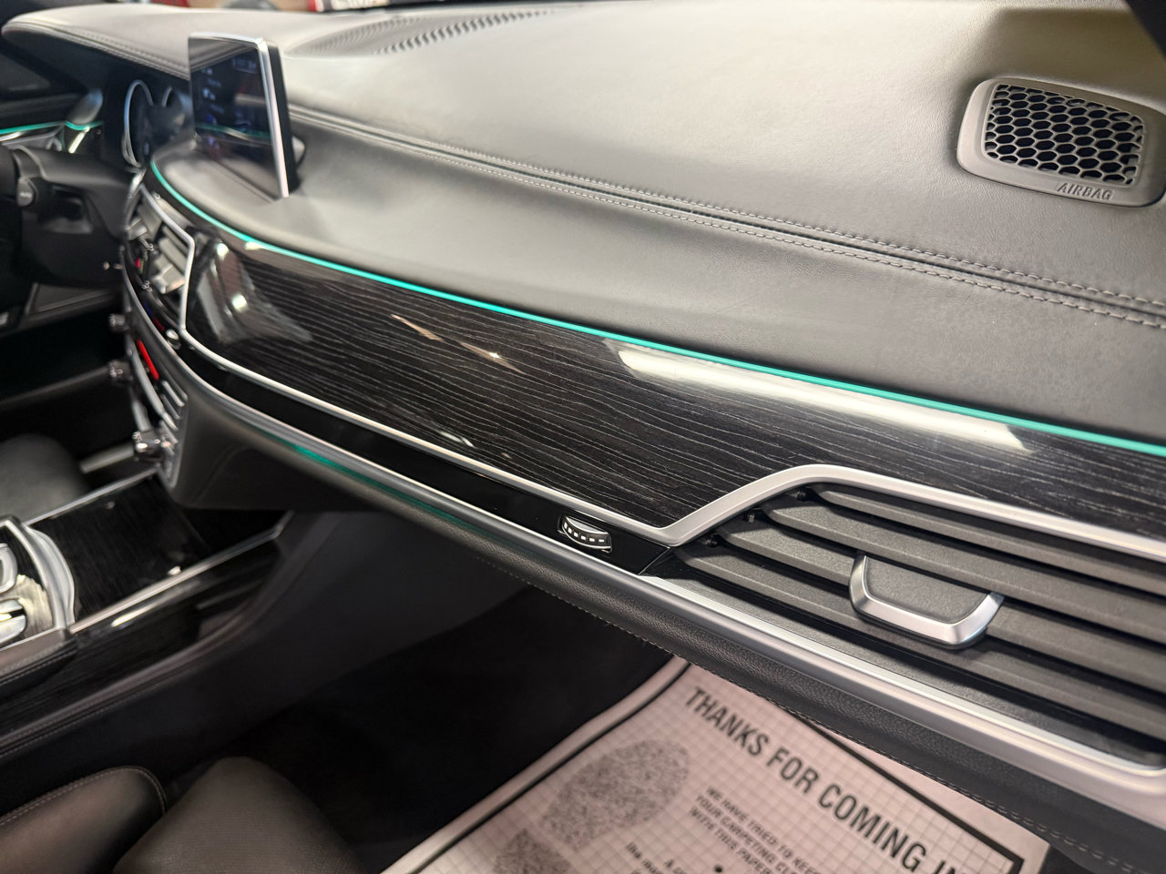 Used 2017 BMW 750i xDrive image 40