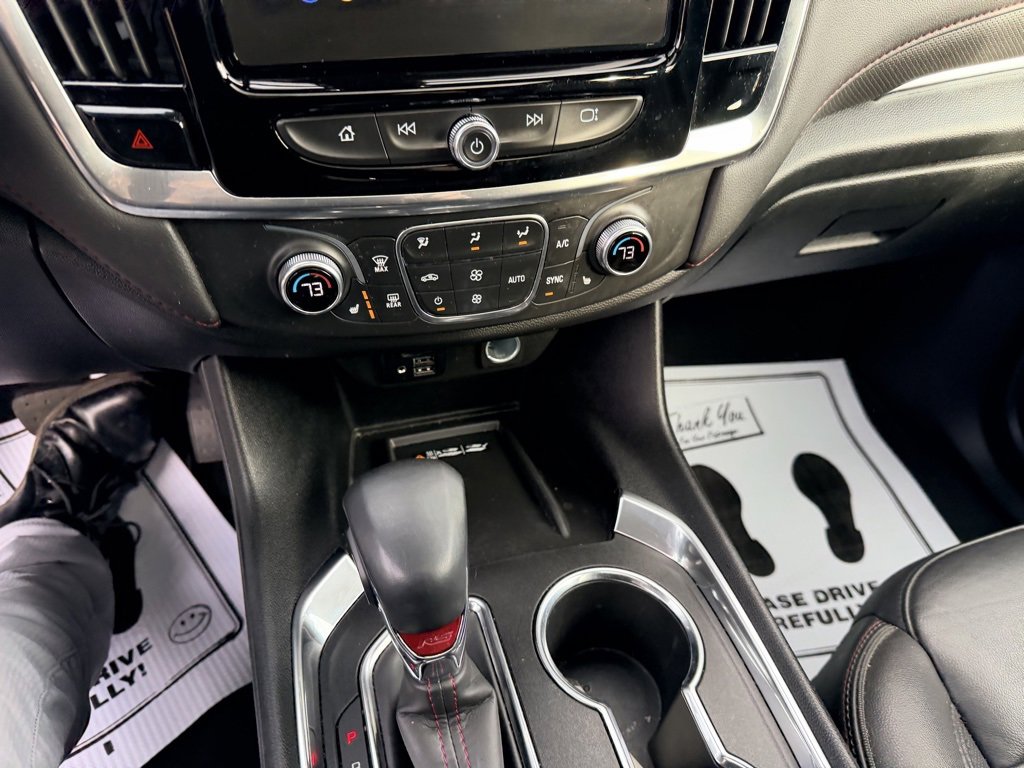 Used 2023 Chevrolet Traverse RS image 19