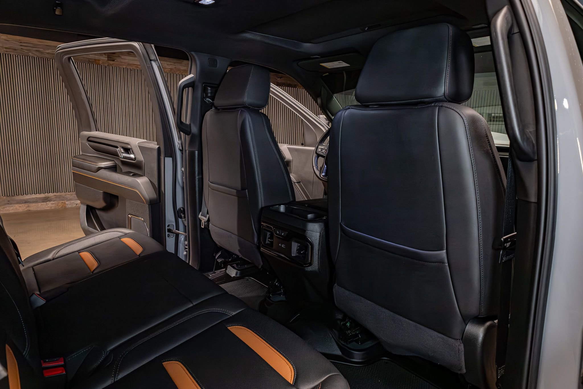 Used 2024 GMC Sierra 2500 AT4 w/ AT4 Premium Plus Package image 24