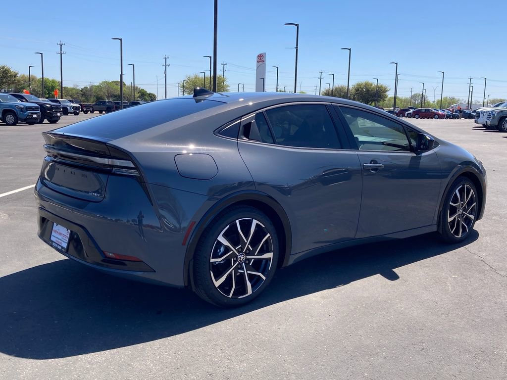 New 2026 Toyota Prius XSE image 5