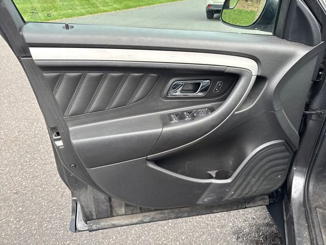 Used 2018 Ford Taurus SEL w/ Equipment Group 201A image 23