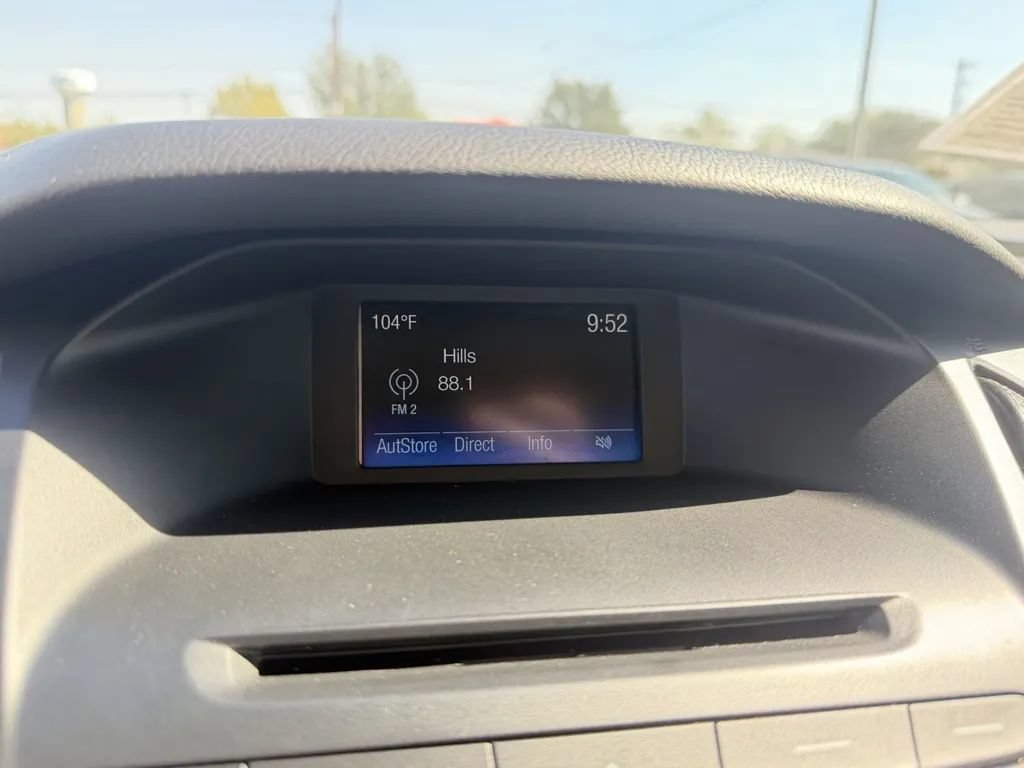 Used 2016 Ford Focus SE w/ Equipment Group 201A FWD image 17