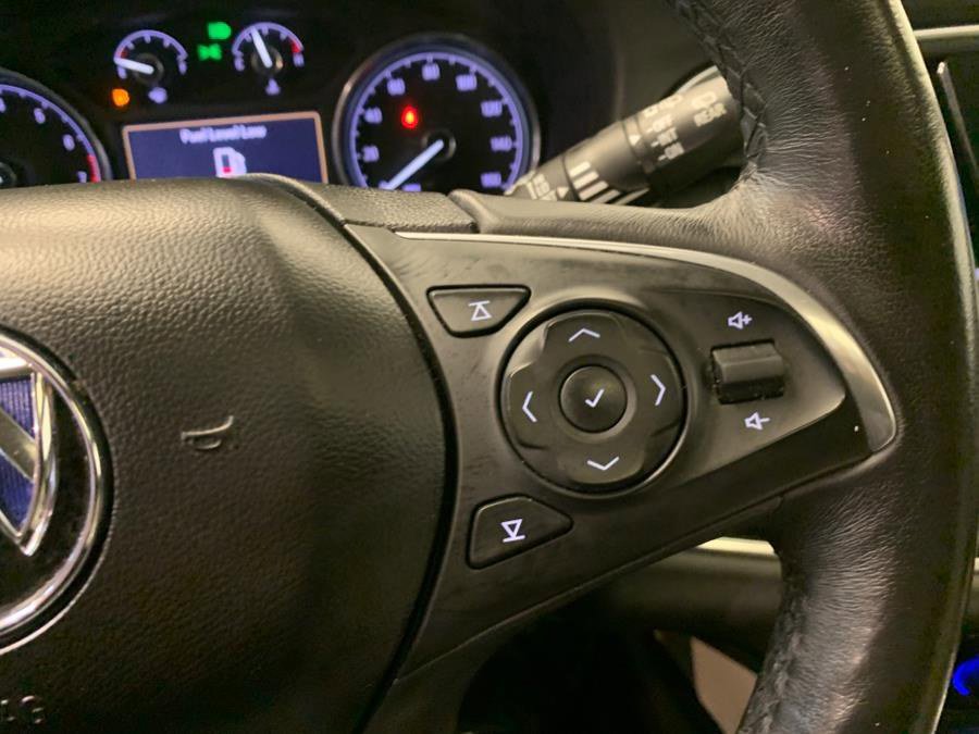 Used 2020 Buick Enclave Premium w/ Sun and Sites Package image 26