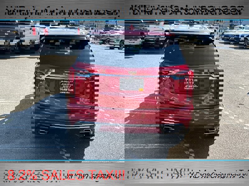 Used 2023 Cadillac XT6 Premium Luxury image 5