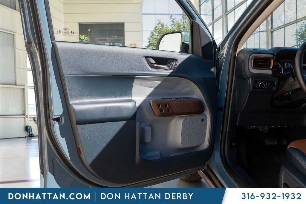 Used 2022 Ford Maverick Lariat w/ Lariat Luxury Package AWD/4WD image 13