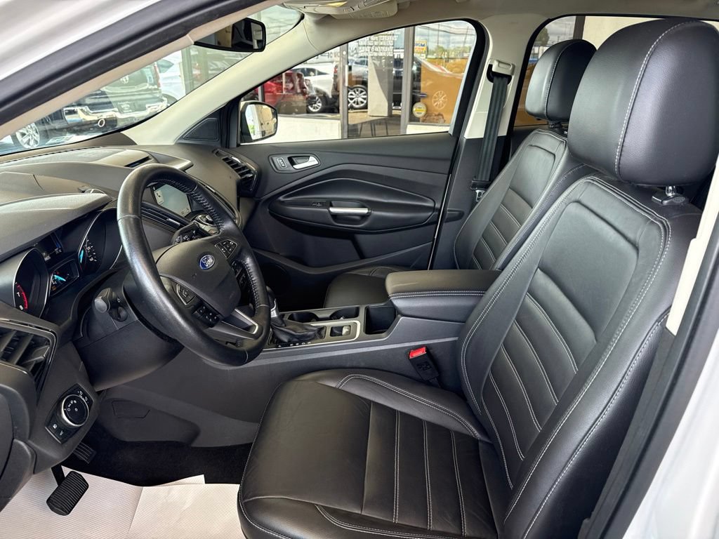 Used 2017 Ford Escape Titanium AWD/4WD image 14