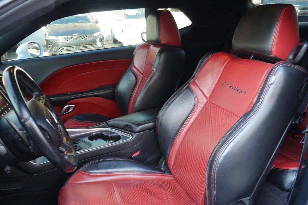 Used 2018 Dodge Challenger R/T Scat Pack image 9