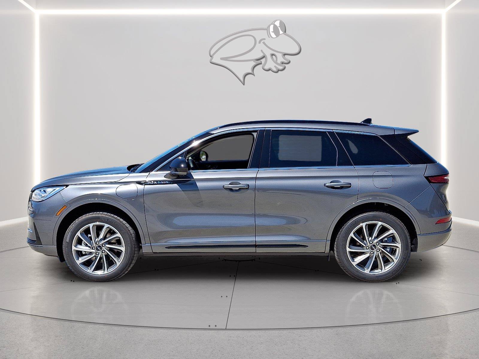 New 2025 Lincoln Corsair Grand Touring AWD/4WD image 2