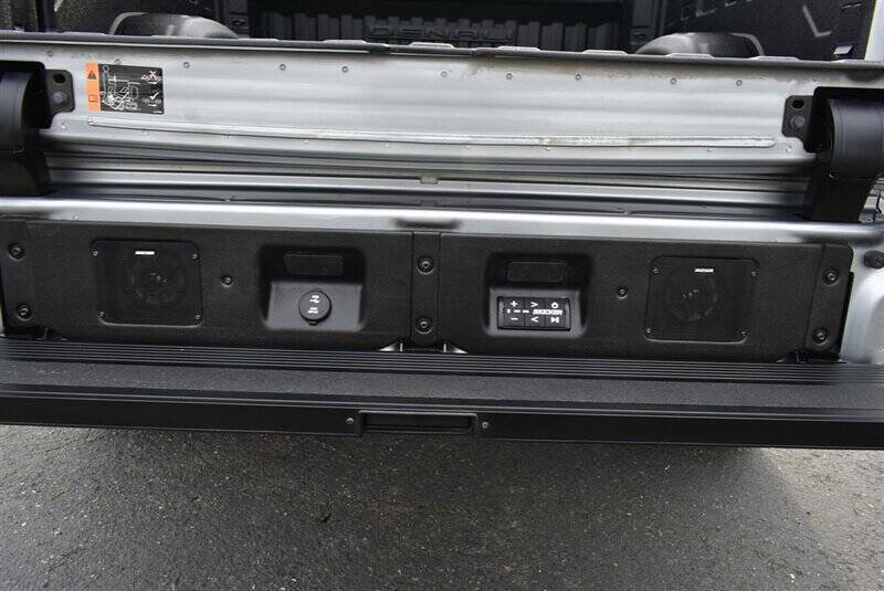 Used 2024 GMC Sierra 3500 Denali Ultimate image 16