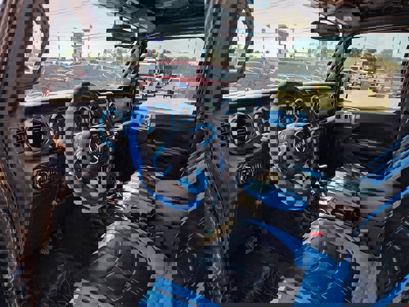 Used 2018 Jeep Wrangler Unlimited Sport image 10