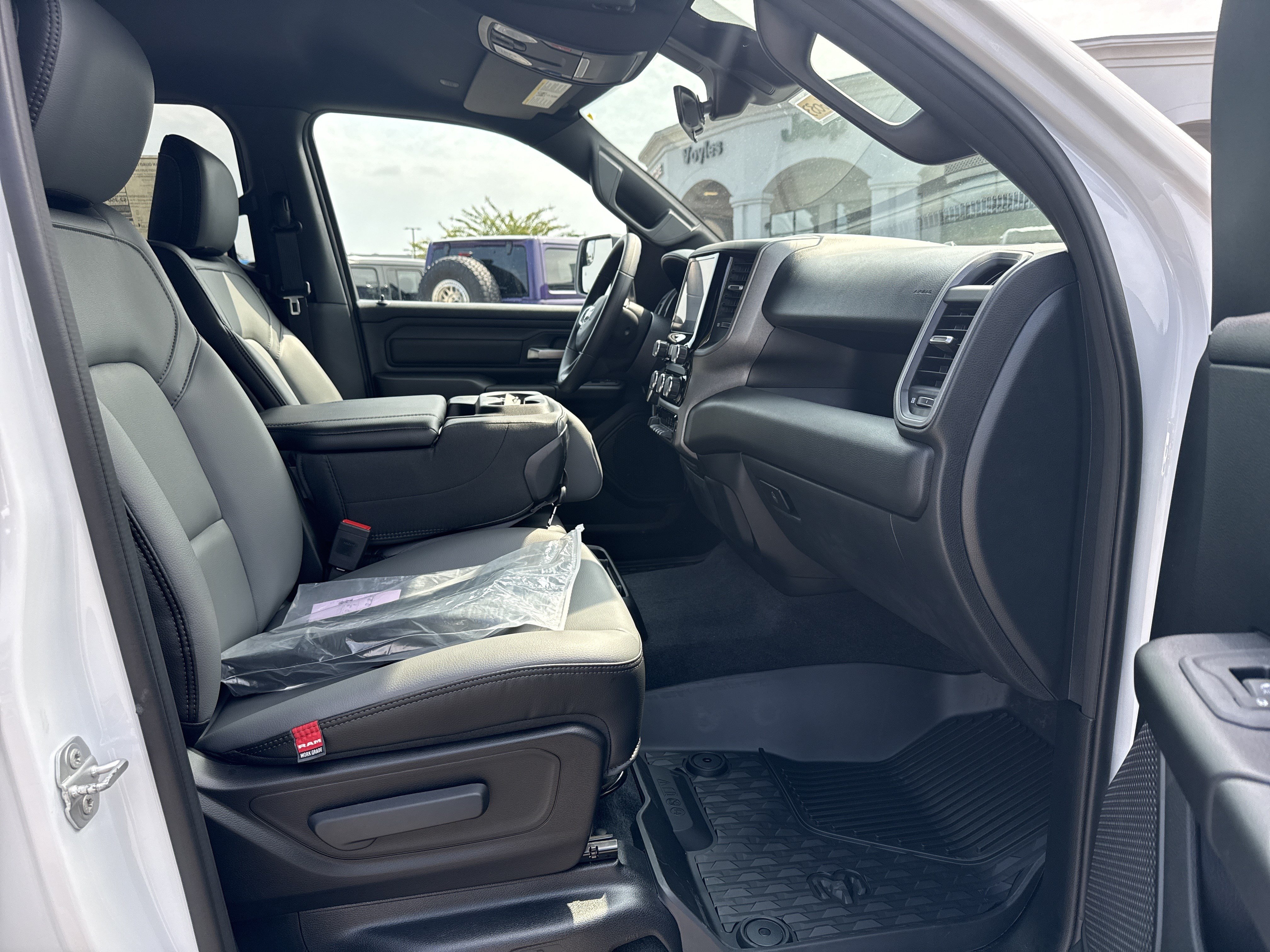 New 2026 RAM 1500 Tradesman AWD/4WD image 13