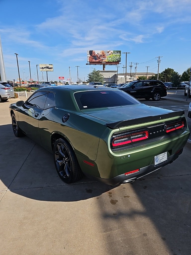 Used 2020 Dodge Challenger SXT w/ Blacktop Package image 7