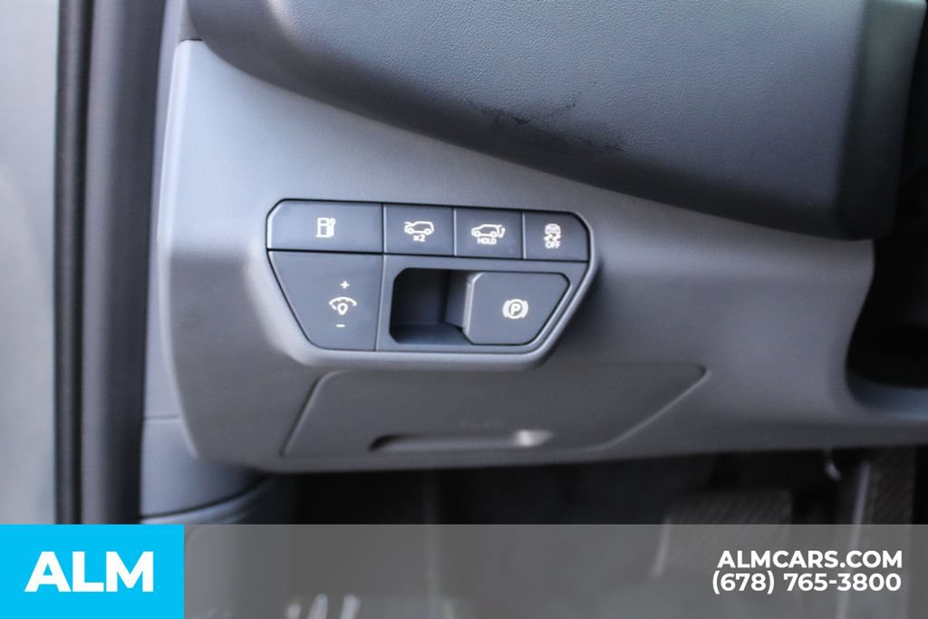 Used 2024 Kia EV9 Light Long Range RWD image 33