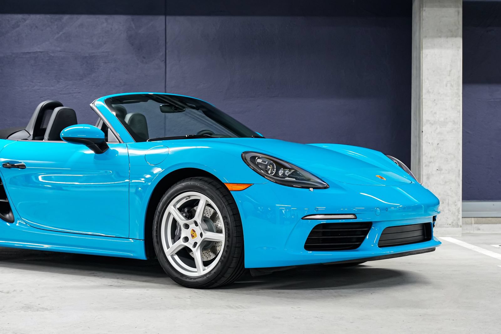Used 2021 Porsche 718 Boxster RWD image 37