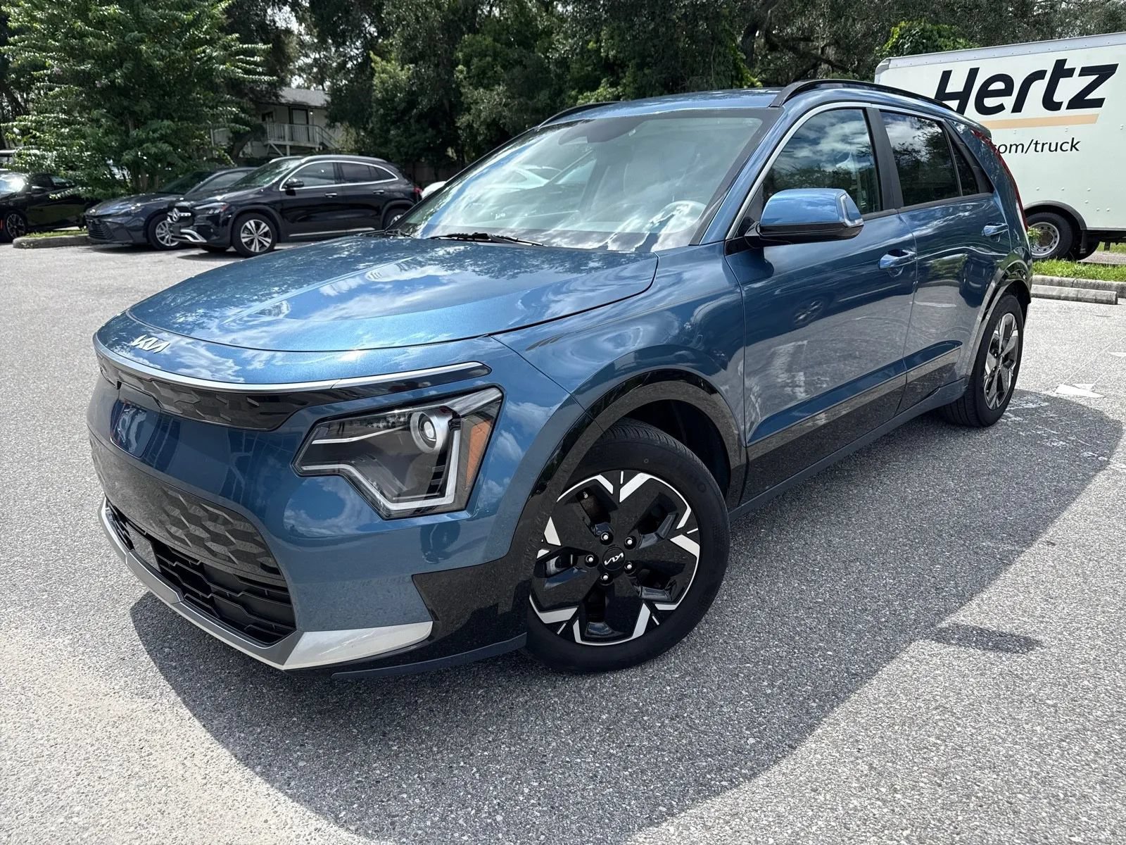 Used 2023 Kia Niro Wind FWD image 2