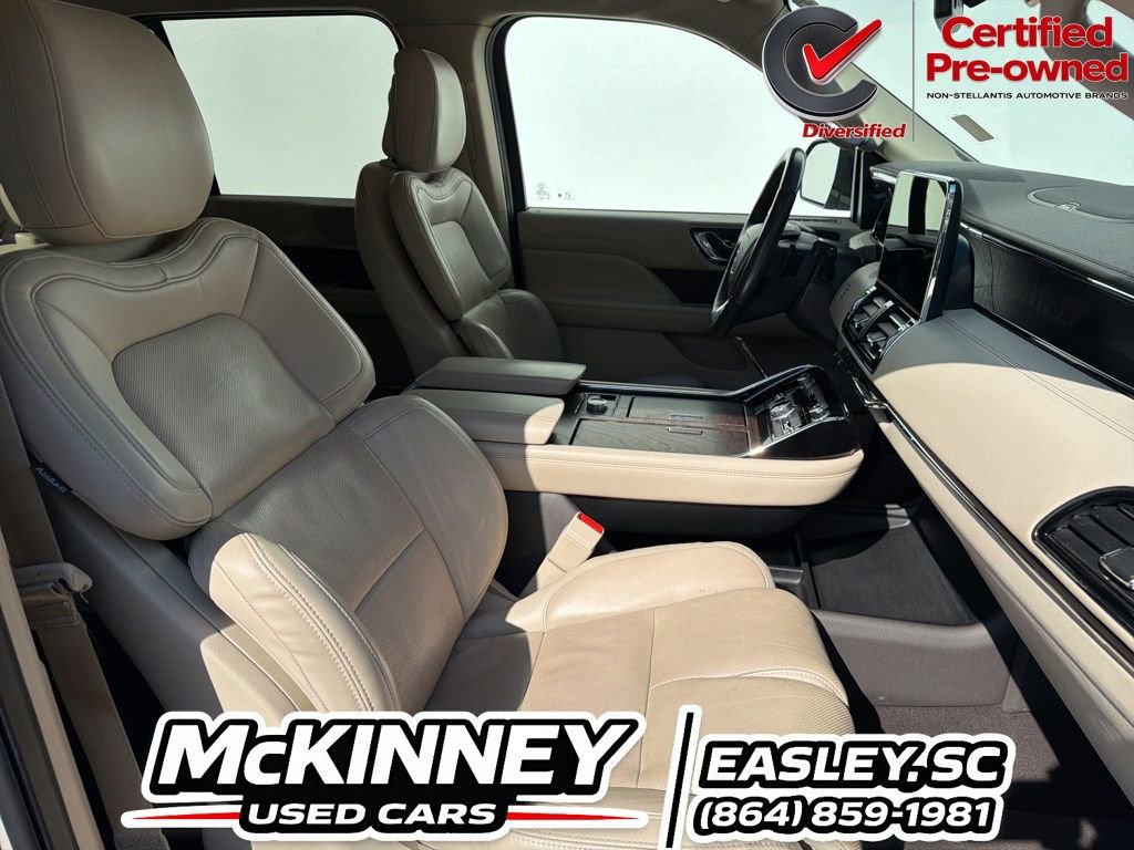 Used 2020 Lincoln Navigator 2WD image 39