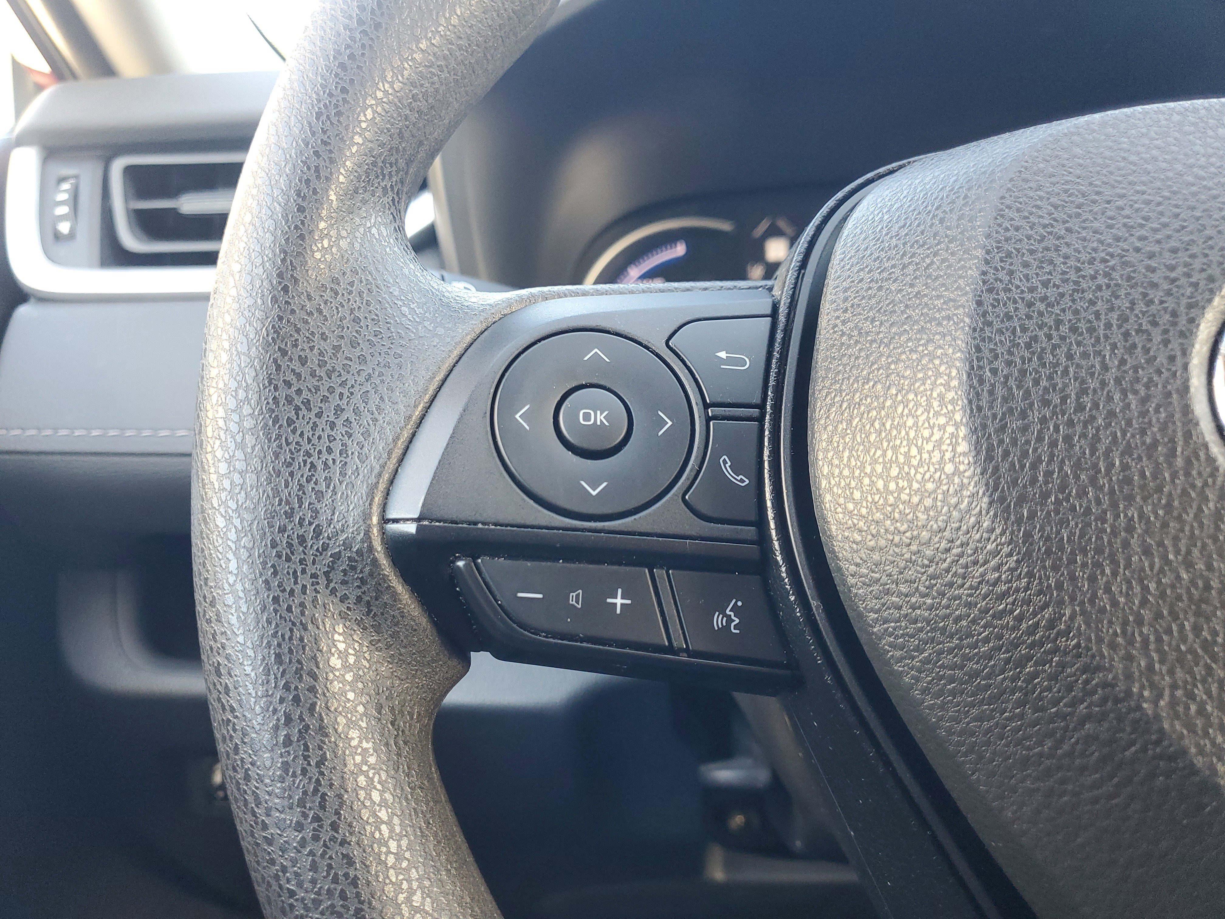 Certified 2024 Toyota RAV4 LE image 21