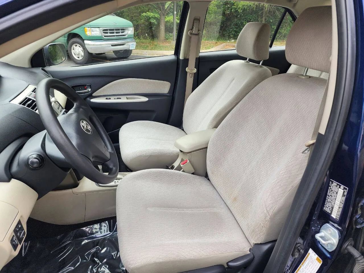 Used 2007 Toyota Yaris S image 12