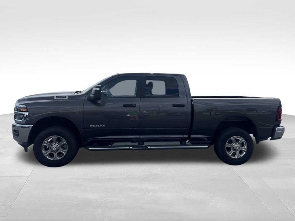 Used 2025 RAM 2500 Big Horn AWD/4WD image 3