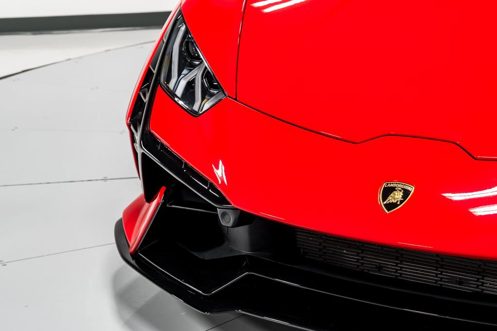 Used 2023 Lamborghini Huracan Tecnica image 40