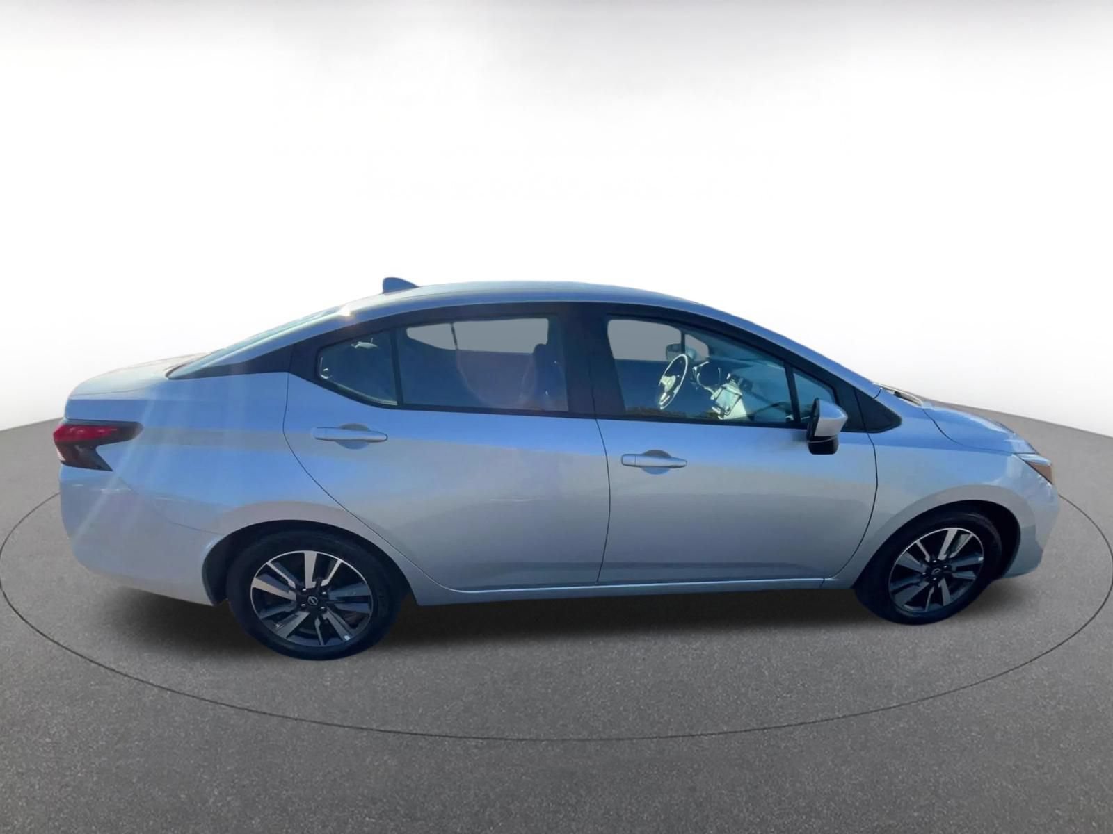 Used 2025 Nissan Versa SV FWD image 15