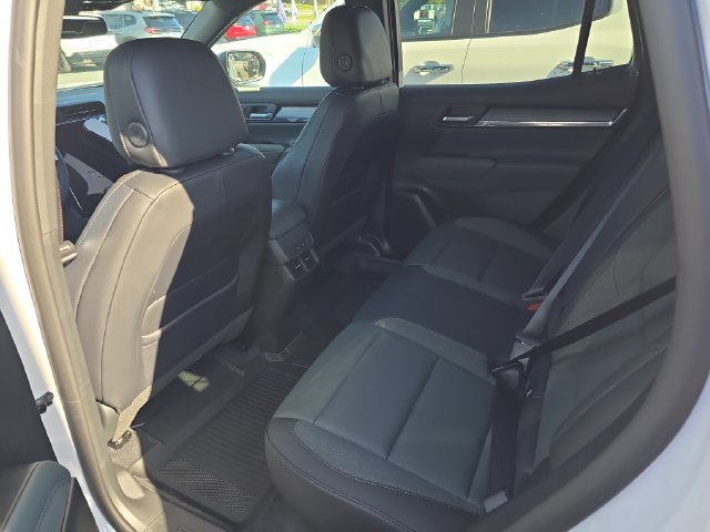 New 2027 GMC Terrain AT4 w/ Convenience Package III AWD/4WD image 11