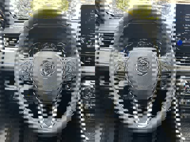 Used 2024 Toyota RAV4 XSE w/ Weather Package image 8