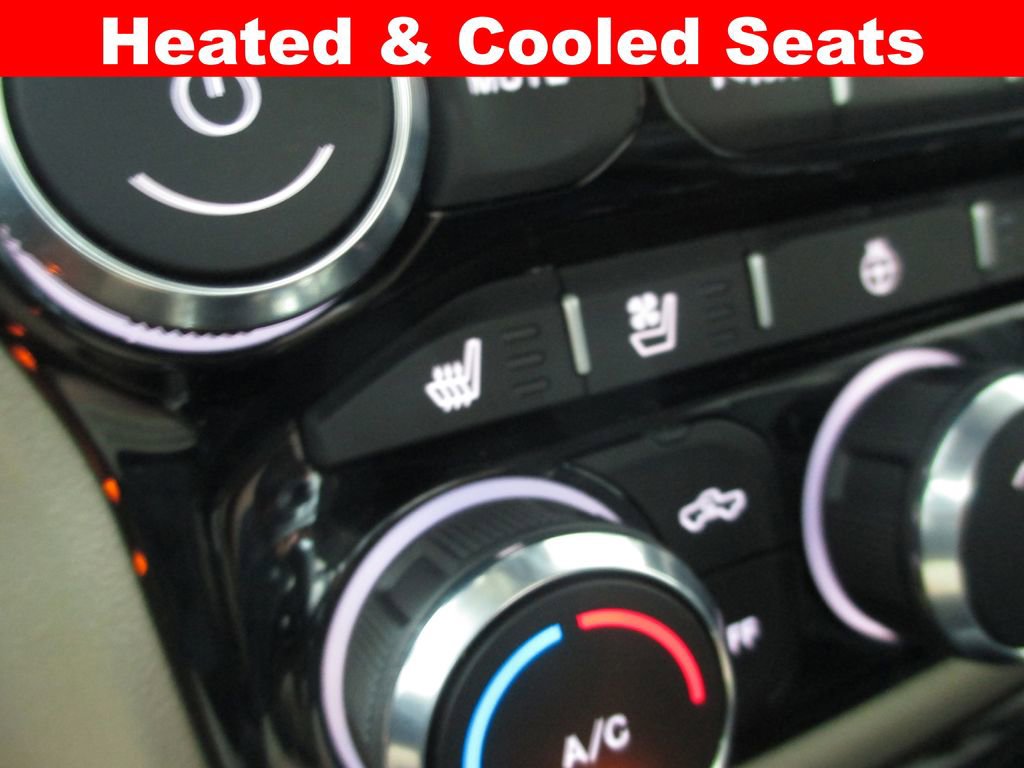 Used 2022 RAM 3500 Laramie AWD/4WD image 15