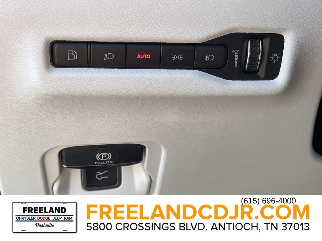 New 2026 Jeep Cherokee Limited AWD/4WD image 31