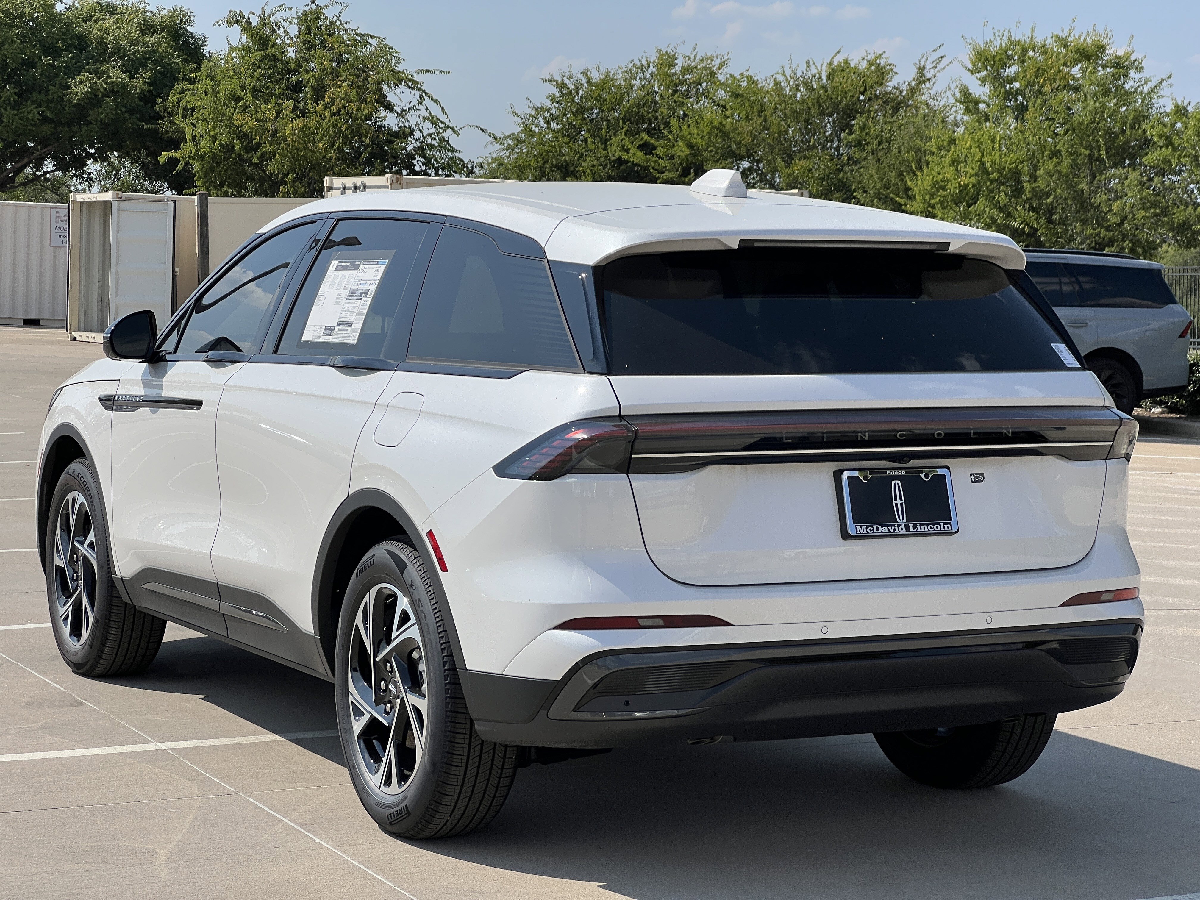 New 2025 Lincoln Nautilus Premier w/ Jet Appearance Package image 7