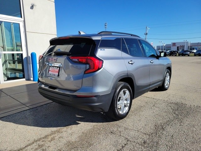 Used 2020 GMC Terrain SLE w/ Driver Convenience Package image 5