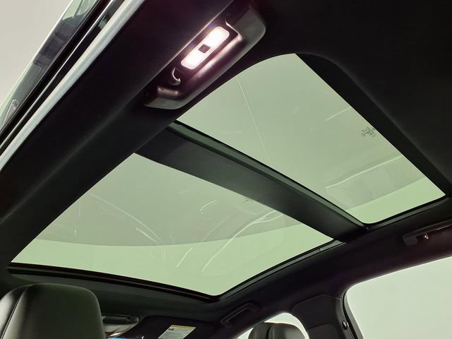 Used 2019 Lincoln Continental Reserve image 14