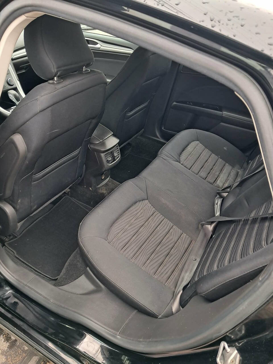 Used 2016 Ford Fusion SE image 5