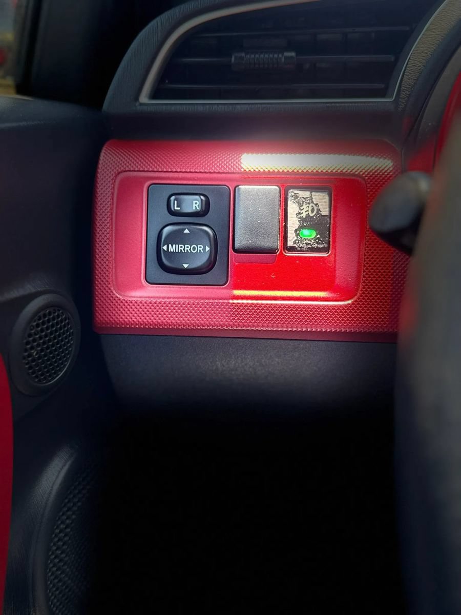 Used 2015 Scion tC FWD image 30