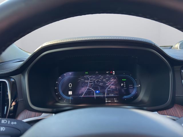 Used 2025 Volvo S60 T8 Ultra w/ Climate Package image 11