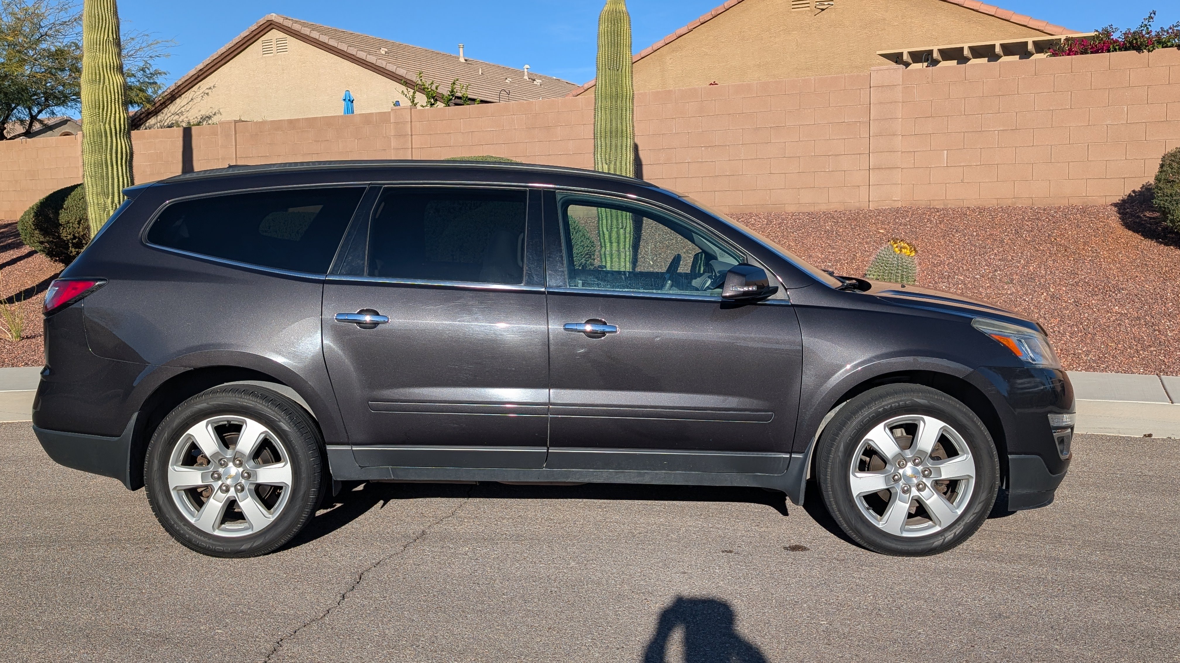 Used 2017 Chevrolet Traverse LT w/ Style and Technology Package AWD/4WD image 4