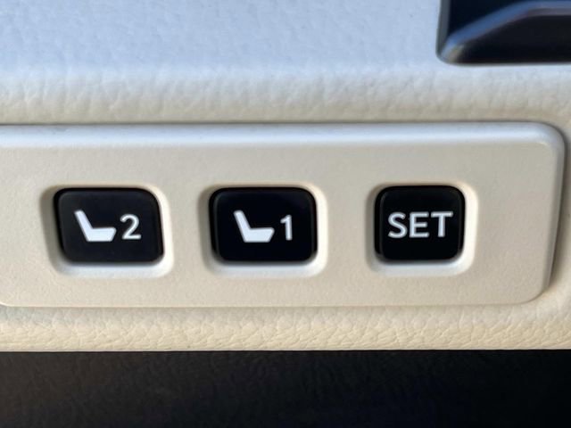 Used 2023 Lexus GX 460 Premium AWD/4WD image 34