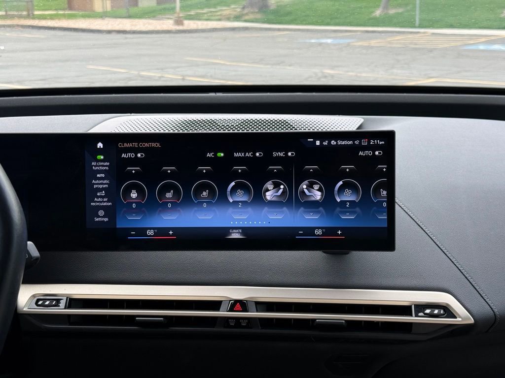 Certified 2023 BMW iX xDrive50 w/ Sport Package image 14