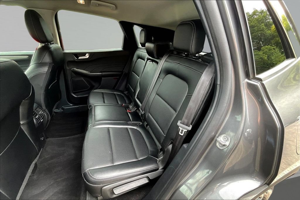 Certified 2022 Ford Escape SEL AWD/4WD image 23