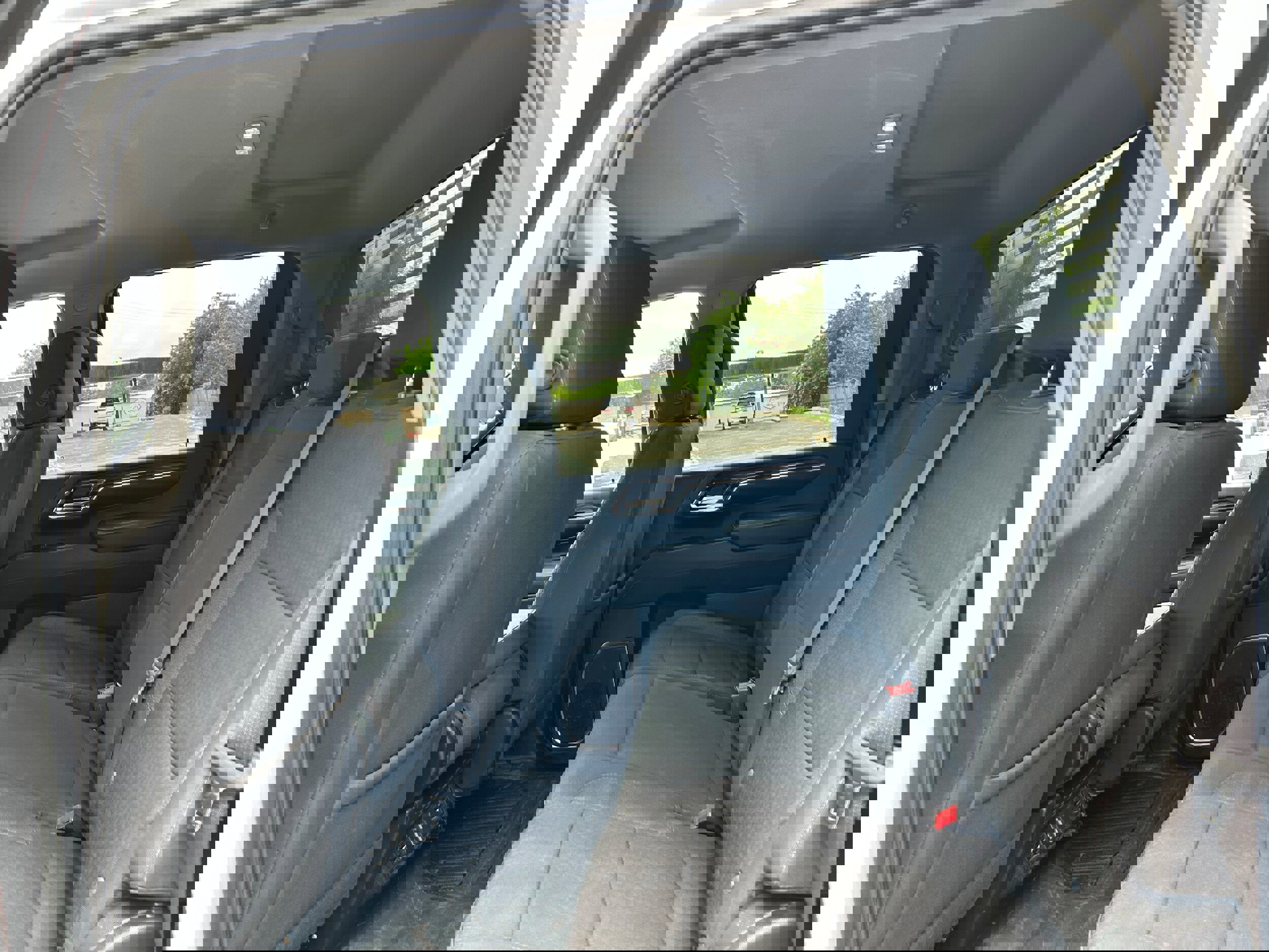 Used 2024 Chevrolet Silverado 2500 LT w/ Convenience Package image 15